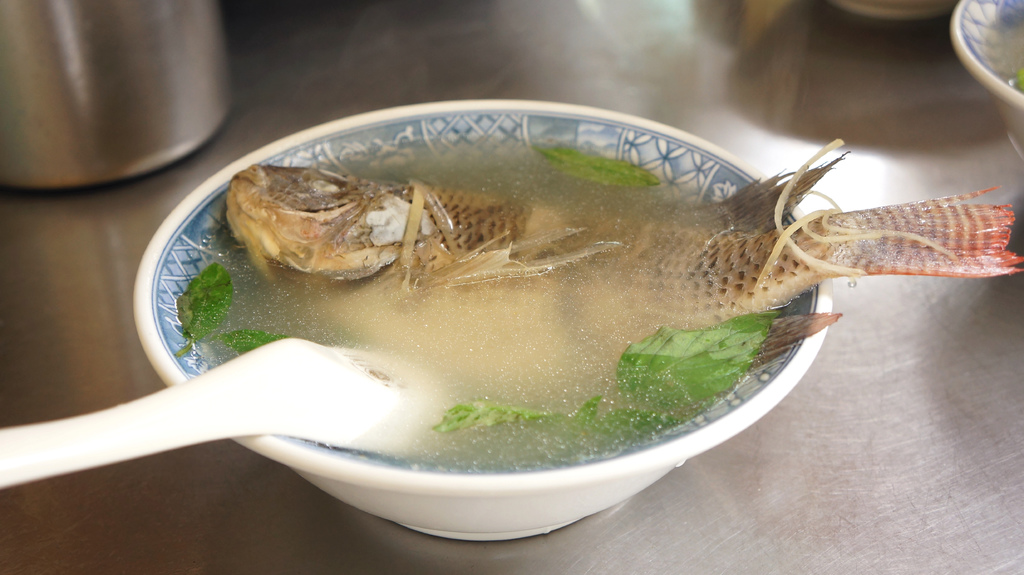 鮮魚湯