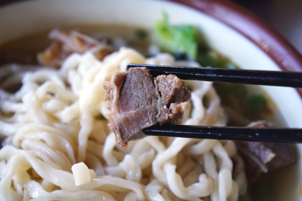 清燉半筋半肉麵