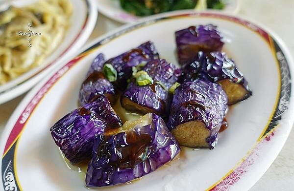 台北市【志明牛肉拉麵 北投總店】爽口清燉牛肉拉麵 !