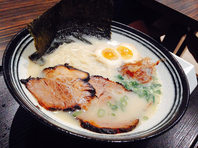 【老寶食記】台中大坑同拉麵，風雨中也照樣人潮炸裂的深夜食堂新起之秀