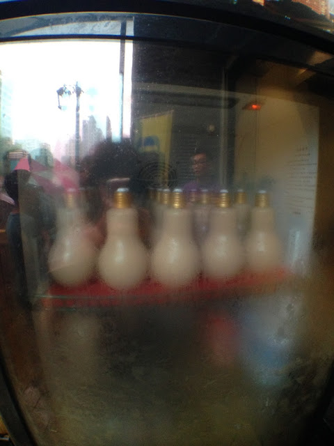 【老寶食記】台中大坑同拉麵，風雨中也照樣人潮炸裂的深夜食堂新起之秀