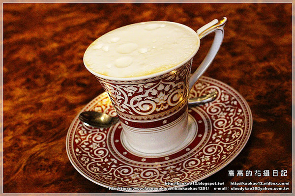 首席咖啡:【高雄】前金區。首席咖啡 Chief Coffee《有獨立包廂空間的平價簡餐》