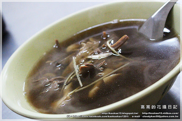 富民路無名鴨肉飯：【高雄】左營區。富民路無名鴨肉飯