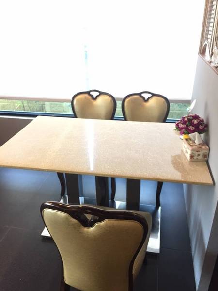 Tommy café 糖迷咖啡.甜點:Tommy café 糖迷咖啡.甜點-苗栗市區的必推甜點 周邊停車方便 室內寬敞走可愛溫馨風 餐點都推到爆 茶飲略嫌淡