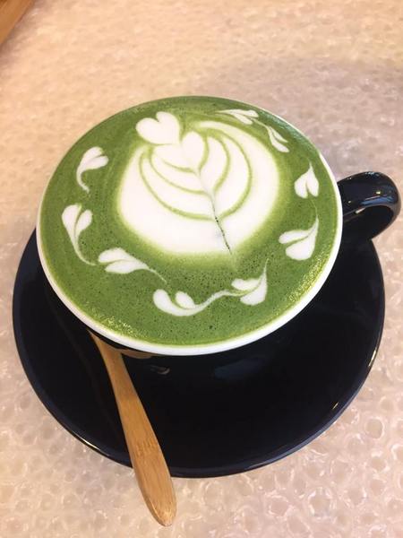 Tommy café 糖迷咖啡.甜點:Tommy café 糖迷咖啡.甜點-苗栗市區的必推甜點 周邊停車方便 室內寬敞走可愛溫馨風 餐點都推到爆 茶飲略嫌淡