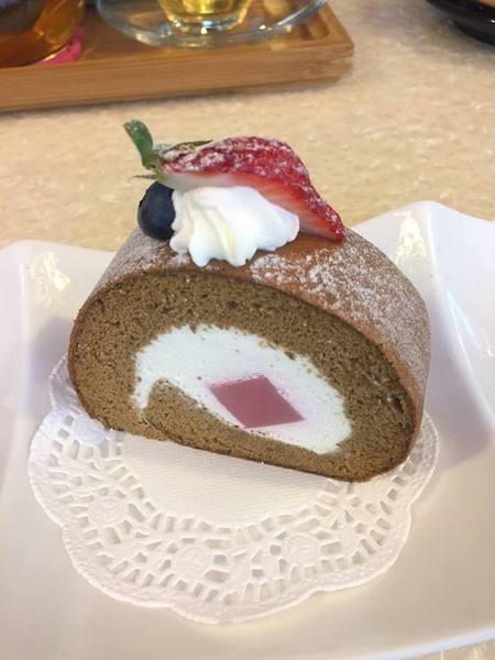 Tommy café 糖迷咖啡.甜點:Tommy café 糖迷咖啡.甜點-苗栗市區的必推甜點 周邊停車方便 室內寬敞走可愛溫馨風 餐點都推到爆 茶飲略嫌淡