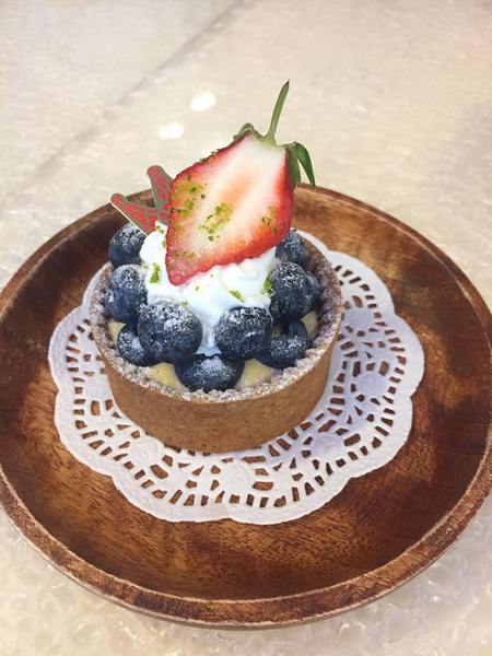 Tommy café 糖迷咖啡.甜點:Tommy café 糖迷咖啡.甜點-苗栗市區的必推甜點 周邊停車方便 室內寬敞走可愛溫馨風 餐點都推到爆 茶飲略嫌淡