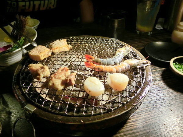 野赤燒肉:【嘉義美食推薦】超人氣Yakiniku野赤燒肉~肉質滑嫰、新鮮又多汁讓你吃了還想再吃! 589的牛肉套餐及豬肉套餐讓人魂牽夢縈喔~