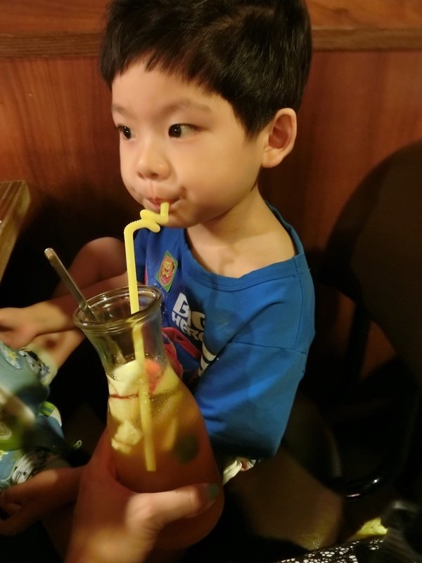 野赤燒肉:【嘉義美食推薦】超人氣Yakiniku野赤燒肉~肉質滑嫰、新鮮又多汁讓你吃了還想再吃! 589的牛肉套餐及豬肉套餐讓人魂牽夢縈喔~