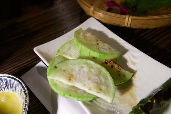 野赤燒肉:【嘉義美食推薦】超人氣Yakiniku野赤燒肉~肉質滑嫰、新鮮又多汁讓你吃了還想再吃! 589的牛肉套餐及豬肉套餐讓人魂牽夢縈喔~