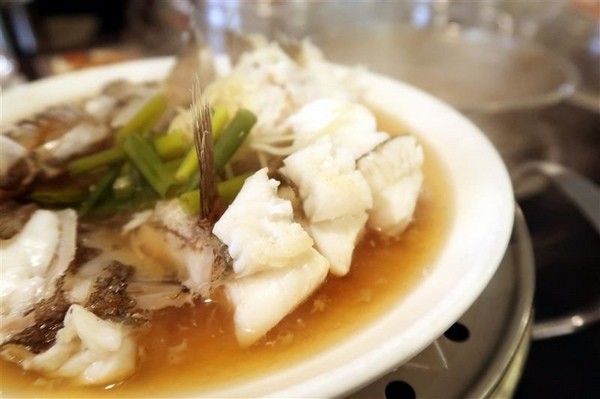 蒸霸王(東湖店):東湖 蒸霸王海鮮塔 現捉現蒸氣火鍋龍蝦牛奶貝龍虎斑 葫洲站可停車還有火鍋海鮮粥~ 蒸霸王(東湖店):東湖 蒸霸王海鮮塔 現捉現蒸氣火鍋龍蝦牛奶貝龍虎斑 葫洲站可停車還有火鍋海鮮粥~