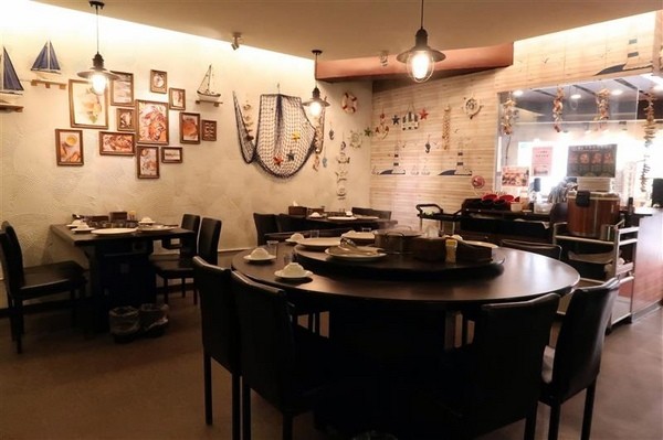 蒸霸王(東湖店):東湖 蒸霸王海鮮塔 現捉現蒸氣火鍋龍蝦牛奶貝龍虎斑 葫洲站可停車還有火鍋海鮮粥~ 蒸霸王(東湖店):東湖 蒸霸王海鮮塔 現捉現蒸氣火鍋龍蝦牛奶貝龍虎斑 葫洲站可停車還有火鍋海鮮粥~