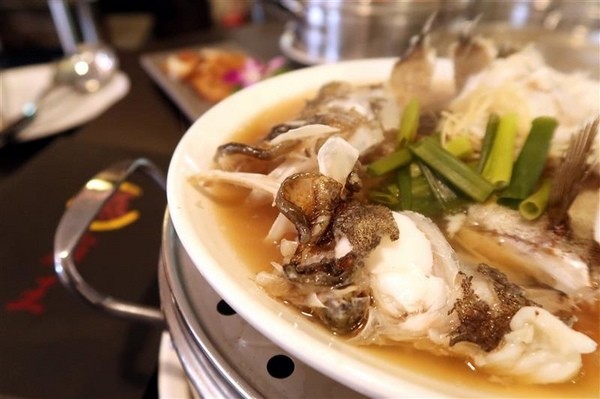 蒸霸王(東湖店):東湖 蒸霸王海鮮塔 現捉現蒸氣火鍋龍蝦牛奶貝龍虎斑 葫洲站可停車還有火鍋海鮮粥~ 蒸霸王(東湖店):東湖 蒸霸王海鮮塔 現捉現蒸氣火鍋龍蝦牛奶貝龍虎斑 葫洲站可停車還有火鍋海鮮粥~