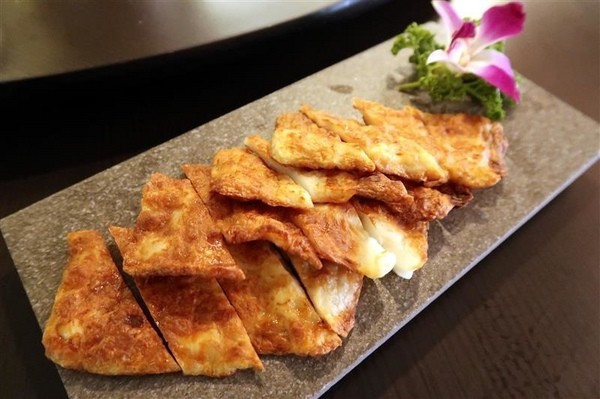 蒸霸王(東湖店):東湖 蒸霸王海鮮塔 現捉現蒸氣火鍋龍蝦牛奶貝龍虎斑 葫洲站可停車還有火鍋海鮮粥~ 蒸霸王(東湖店):東湖 蒸霸王海鮮塔 現捉現蒸氣火鍋龍蝦牛奶貝龍虎斑 葫洲站可停車還有火鍋海鮮粥~