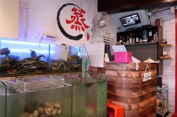 蒸霸王(東湖店):東湖 蒸霸王海鮮塔 現捉現蒸氣火鍋龍蝦牛奶貝龍虎斑 葫洲站可停車還有火鍋海鮮粥~ 蒸霸王(東湖店):東湖 蒸霸王海鮮塔 現捉現蒸氣火鍋龍蝦牛奶貝龍虎斑 葫洲站可停車還有火鍋海鮮粥~