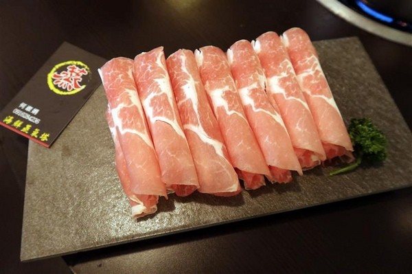 蒸霸王(東湖店):東湖 蒸霸王海鮮塔 現捉現蒸氣火鍋龍蝦牛奶貝龍虎斑 葫洲站可停車還有火鍋海鮮粥~ 蒸霸王(東湖店):東湖 蒸霸王海鮮塔 現捉現蒸氣火鍋龍蝦牛奶貝龍虎斑 葫洲站可停車還有火鍋海鮮粥~