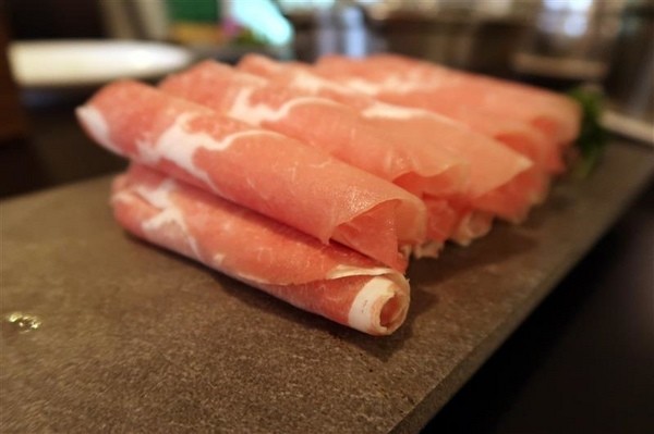 蒸霸王(東湖店):東湖 蒸霸王海鮮塔 現捉現蒸氣火鍋龍蝦牛奶貝龍虎斑 葫洲站可停車還有火鍋海鮮粥~ 蒸霸王(東湖店):東湖 蒸霸王海鮮塔 現捉現蒸氣火鍋龍蝦牛奶貝龍虎斑 葫洲站可停車還有火鍋海鮮粥~