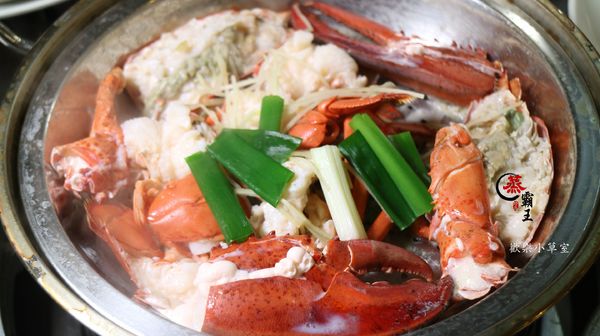 蒸霸王養生蒸氣火鍋(東湖店)：【內湖美食】"蒸"的火鍋『蒸霸王蒸氣海鮮塔』@捷運葫洲站/東湖/有停車場