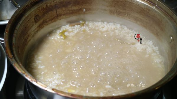 蒸霸王養生蒸氣火鍋(東湖店)：【內湖美食】"蒸"的火鍋『蒸霸王蒸氣海鮮塔』@捷運葫洲站/東湖/有停車場