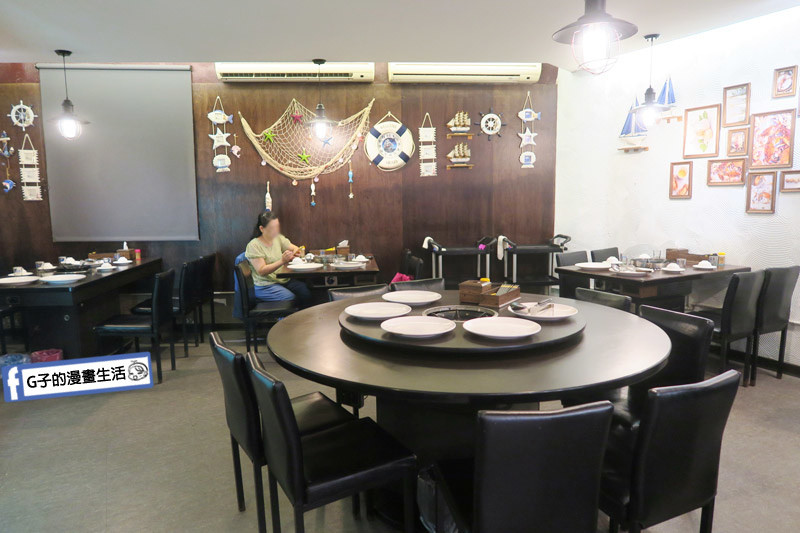 蒸霸王東湖店.海鮮塔餐廳-東湖心時代 一樓座位有圓桌