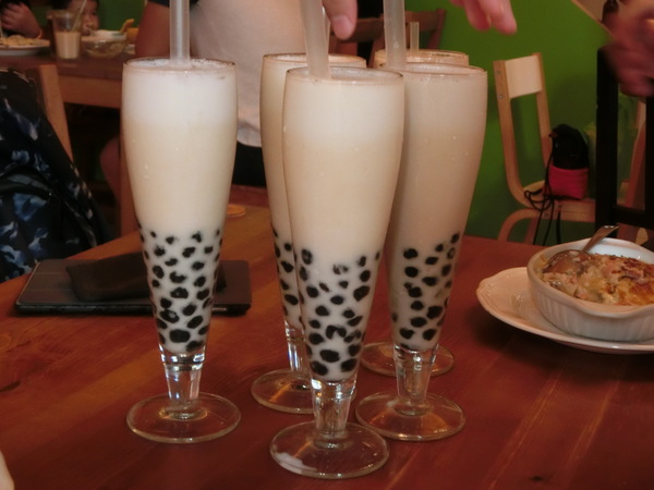 1985複合式餐飲:【屏東美食】1985複合式餐飲(轉角中的美食)