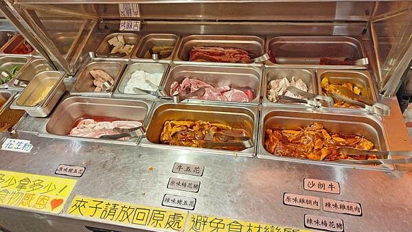 豬先生韓式燒肉吃到飽｜不到４００元起韓式烤肉吃到飽！超殺的吃到飽價格