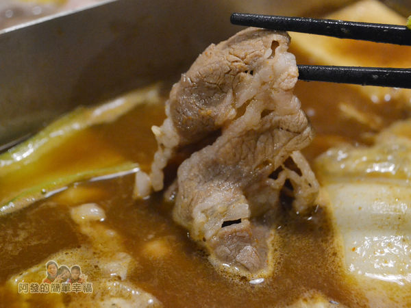 崔官木桶鍋43-涮雪花牛