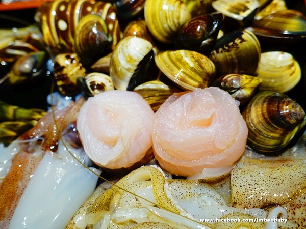 崔官木桶鍋:【捷運美食】崔官木桶鍋 海底總動員霸氣魚船駛上桌 頂級活海鮮、高級和牛 海鮮控/肉食族的你還不快來挑戰大胃王!新埔捷運站 崔官木桶鍋:【捷運美食】崔官木桶鍋 海底總動員霸氣魚船駛上桌 頂級活海鮮、高級和牛 海鮮控/肉食族的你還不快來挑戰大胃王!新埔捷運站