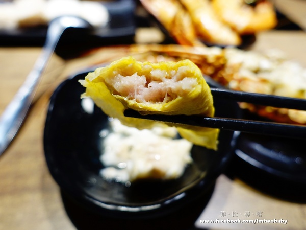 崔官木桶鍋:【捷運美食】崔官木桶鍋 海底總動員霸氣魚船駛上桌 頂級活海鮮、高級和牛 海鮮控/肉食族的你還不快來挑戰大胃王!新埔捷運站 崔官木桶鍋:【捷運美食】崔官木桶鍋 海底總動員霸氣魚船駛上桌 頂級活海鮮、高級和牛 海鮮控/肉食族的你還不快來挑戰大胃王!新埔捷運站