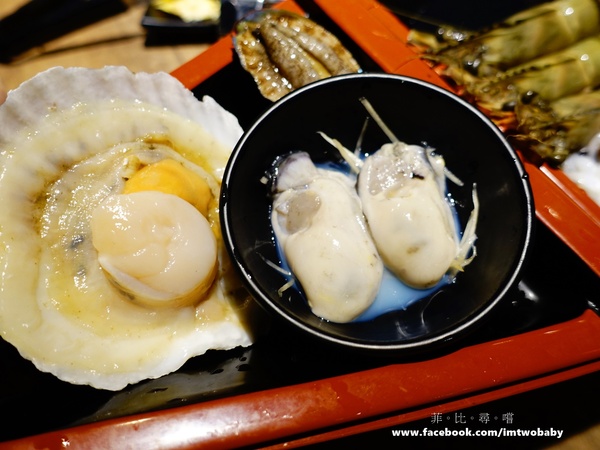 崔官木桶鍋:【捷運美食】崔官木桶鍋 海底總動員霸氣魚船駛上桌 頂級活海鮮、高級和牛 海鮮控/肉食族的你還不快來挑戰大胃王!新埔捷運站 崔官木桶鍋:【捷運美食】崔官木桶鍋 海底總動員霸氣魚船駛上桌 頂級活海鮮、高級和牛 海鮮控/肉食族的你還不快來挑戰大胃王!新埔捷運站