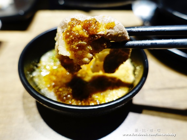 崔官木桶鍋:【捷運美食】崔官木桶鍋 海底總動員霸氣魚船駛上桌 頂級活海鮮、高級和牛 海鮮控/肉食族的你還不快來挑戰大胃王!新埔捷運站 崔官木桶鍋:【捷運美食】崔官木桶鍋 海底總動員霸氣魚船駛上桌 頂級活海鮮、高級和牛 海鮮控/肉食族的你還不快來挑戰大胃王!新埔捷運站