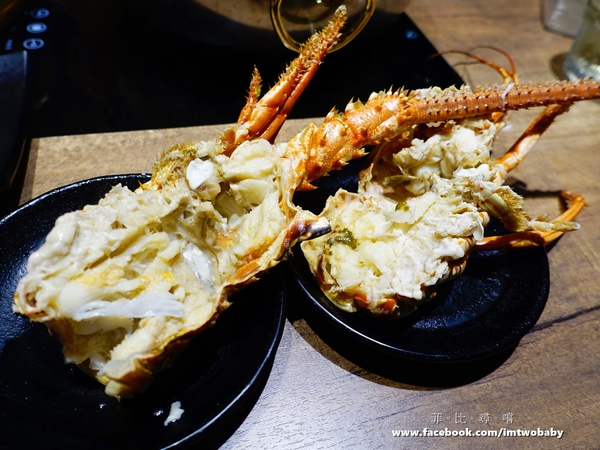 崔官木桶鍋:【捷運美食】崔官木桶鍋 海底總動員霸氣魚船駛上桌 頂級活海鮮、高級和牛 海鮮控/肉食族的你還不快來挑戰大胃王!新埔捷運站 崔官木桶鍋:【捷運美食】崔官木桶鍋 海底總動員霸氣魚船駛上桌 頂級活海鮮、高級和牛 海鮮控/肉食族的你還不快來挑戰大胃王!新埔捷運站