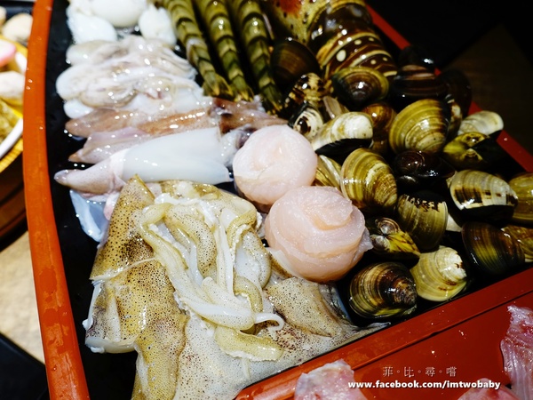 崔官木桶鍋:【捷運美食】崔官木桶鍋 海底總動員霸氣魚船駛上桌 頂級活海鮮、高級和牛 海鮮控/肉食族的你還不快來挑戰大胃王!新埔捷運站 崔官木桶鍋:【捷運美食】崔官木桶鍋 海底總動員霸氣魚船駛上桌 頂級活海鮮、高級和牛 海鮮控/肉食族的你還不快來挑戰大胃王!新埔捷運站