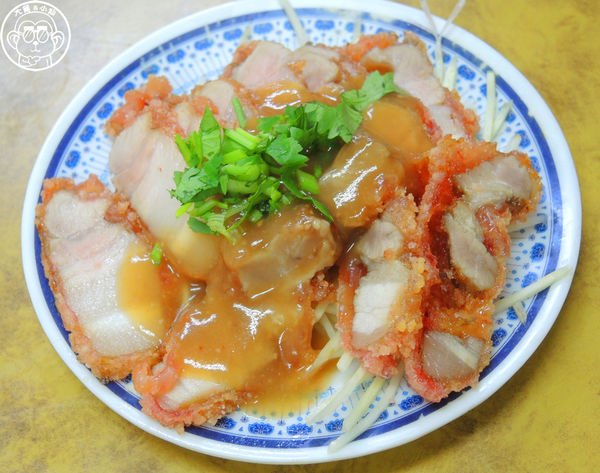 哥弟筒仔米糕：呷飽祙【新北鶯歌･哥弟筒仔米糕排骨酥】非凡大探索推薦