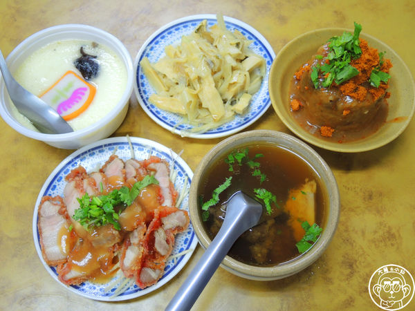 哥弟筒仔米糕：呷飽祙【新北鶯歌･哥弟筒仔米糕排骨酥】非凡大探索推薦