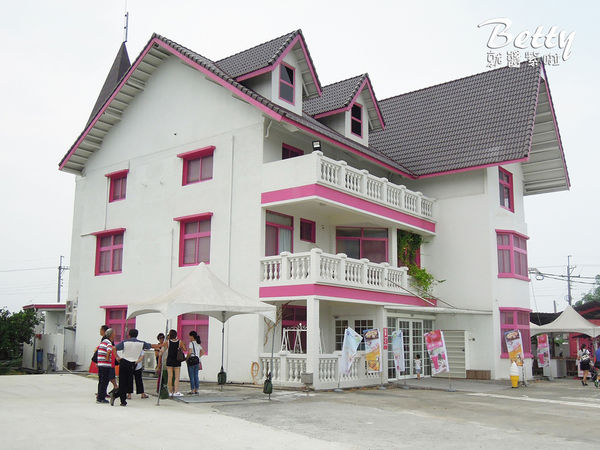 20171008古坑珍粉紅城堡-水漾森林教堂 (4).jpg