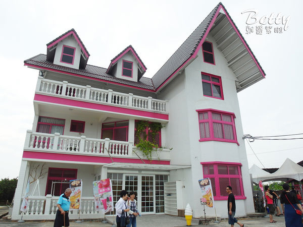 20171008古坑珍粉紅城堡-水漾森林教堂 (48).jpg