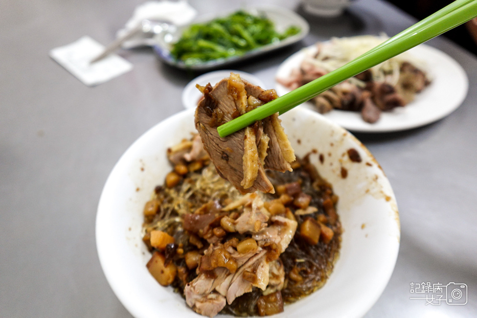 19高雄鴨肉本鴨肉珍魯肉飯鴨肉飯鴨肉冬粉鴨心鴨肝鴨胗下水湯.jpg