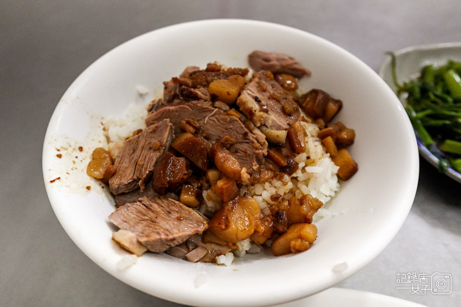 14高雄鴨肉本鴨肉珍魯肉飯鴨肉飯鴨肉冬粉鴨心鴨肝鴨胗下水湯.jpg
