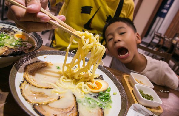 [吃喝]轉瞬來到日本的深夜食堂～同拉麵とともに（文心店）。