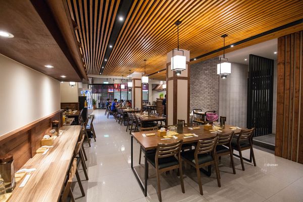 [吃喝]轉瞬來到日本的深夜食堂～同拉麵とともに（文心店）。