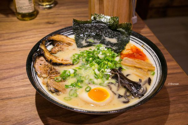 [吃喝]轉瞬來到日本的深夜食堂～同拉麵とともに（文心店）。