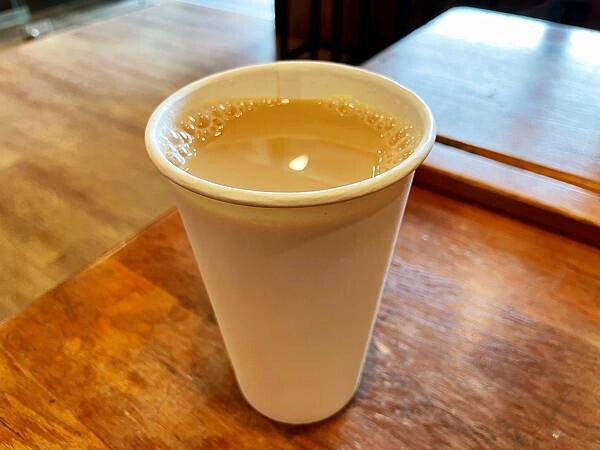 ||吃。台北|| 高三孝 在教室裡吃早餐、招牌碳烤土司