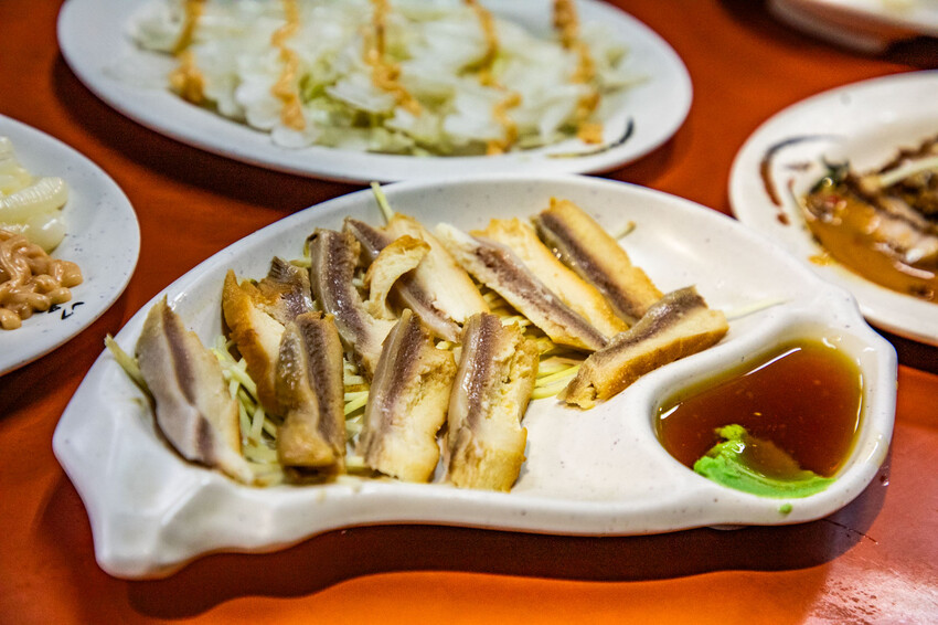 嘉義金馬肉粥炸物超強！必吃清單公開，銅板價超佛心。