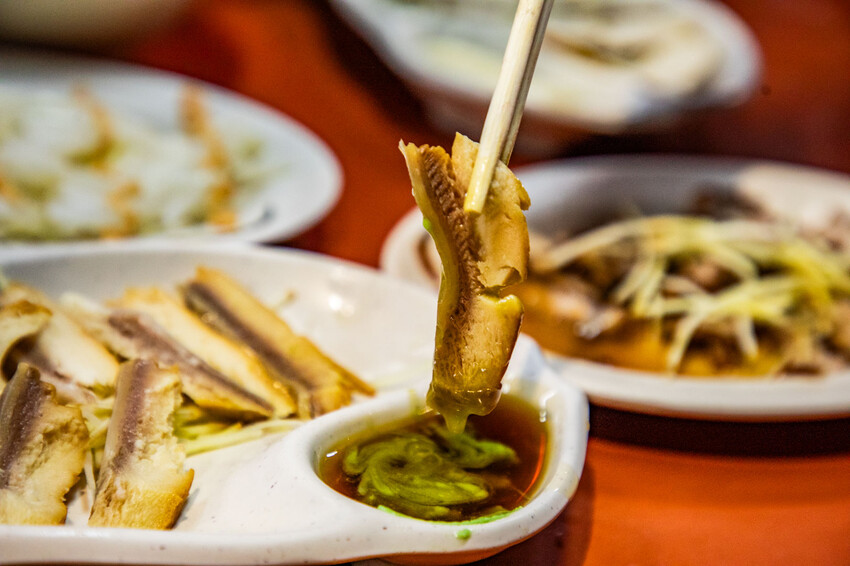 嘉義金馬肉粥炸物超強！必吃清單公開，銅板價超佛心。