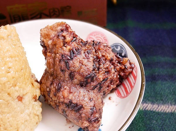 龐家肉粽：龐家肉粽-用料最霸氣的南部粽子  端午節快到了  趕快來試試超厲害肉粽  吃完回不去