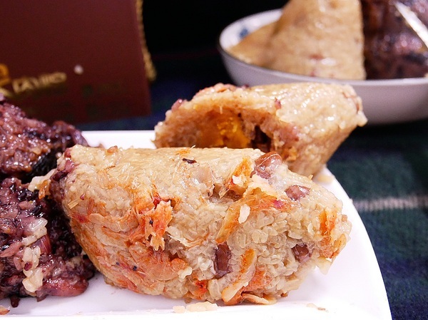 龐家肉粽：龐家肉粽-用料最霸氣的南部粽子  端午節快到了  趕快來試試超厲害肉粽  吃完回不去