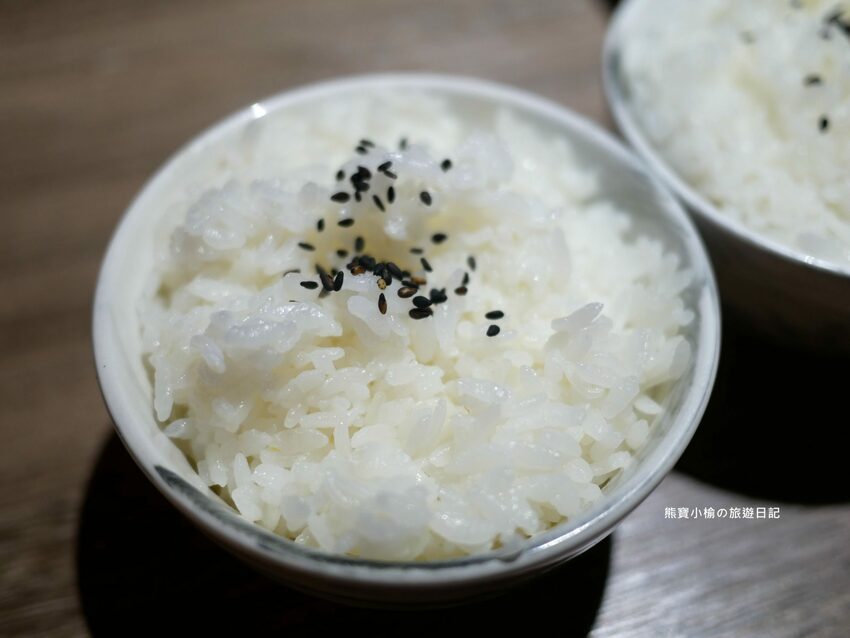 【台中后里美食】燒肉同話台中麗寶店，燒肉套餐1399元起！牛連忘返雙人套餐用餐心得，蔥鹽牛舌、伊比利豬、金黃酥脆手拿棒好吃！內文附詳細菜單價位介紹。 @熊寶小榆の旅遊日記