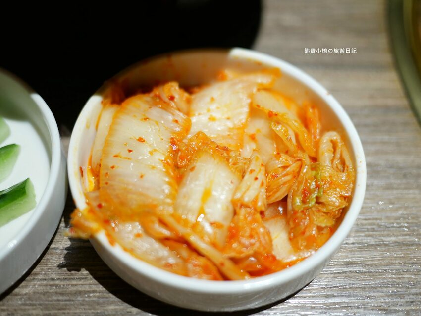 【台中后里美食】燒肉同話台中麗寶店，燒肉套餐1399元起！牛連忘返雙人套餐用餐心得，蔥鹽牛舌、伊比利豬、金黃酥脆手拿棒好吃！內文附詳細菜單價位介紹。 @熊寶小榆の旅遊日記