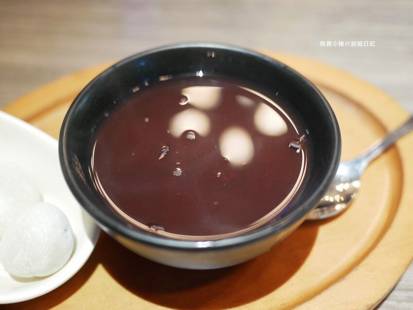 【台中后里美食】燒肉同話台中麗寶店，燒肉套餐1399元起！牛連忘返雙人套餐用餐心得，蔥鹽牛舌、伊比利豬、金黃酥脆手拿棒好吃！內文附詳細菜單價位介紹。 @熊寶小榆の旅遊日記